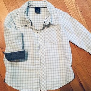 Gap linen button up shirt